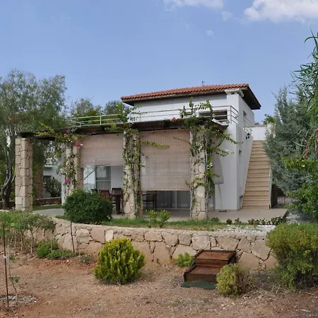Sweet Water Bay Apartament Yali