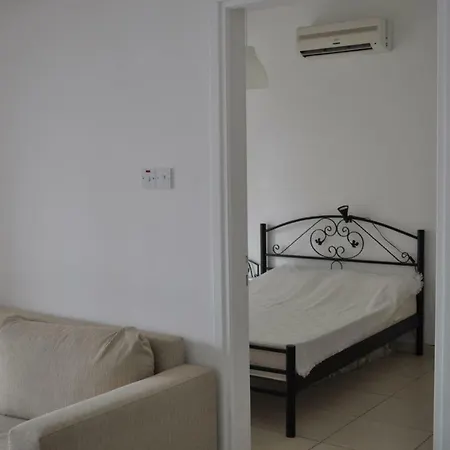 سويت واتر باي ريزيدنس شقة Yali